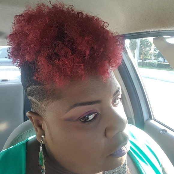 Meet your Posher, Brenda - Picture 3 of 8